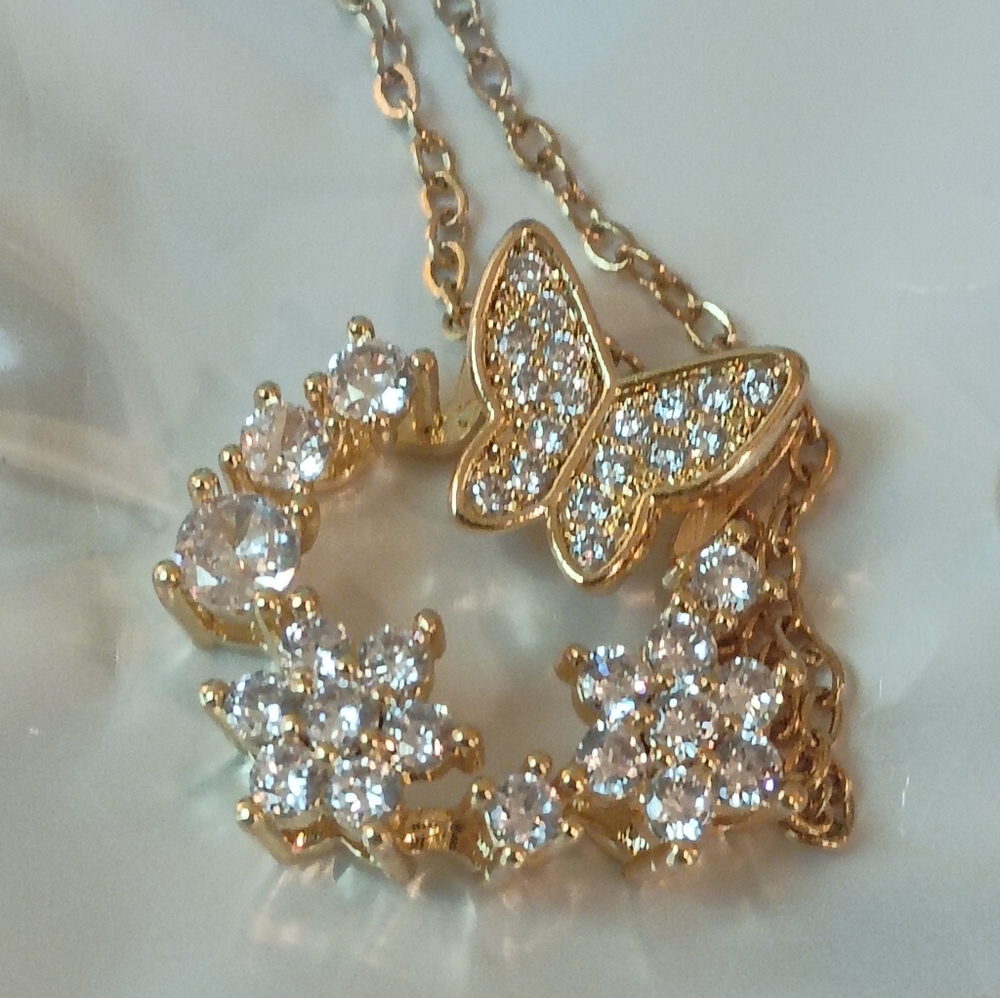 Gold Butterfly Necklace Rhinestones Chain Stainless Steel Fashion Jewelry Cute